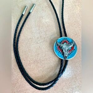 Vintage Bolo Tie Signed by  Siskiyou Buckle Co Enamel Unisex